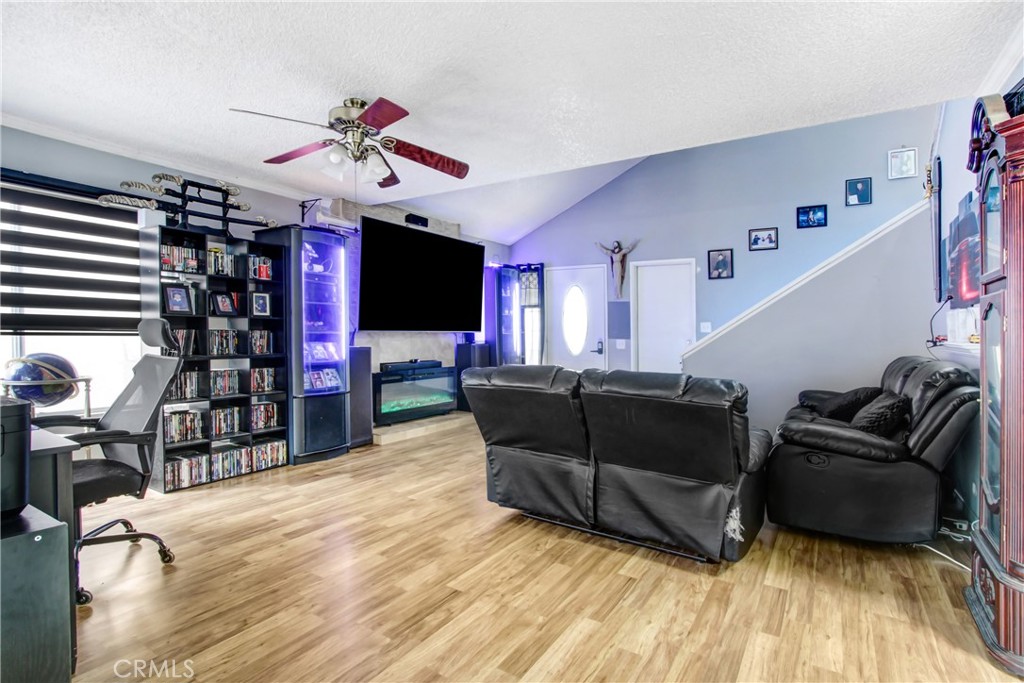 7801 Pinyon Avenue
