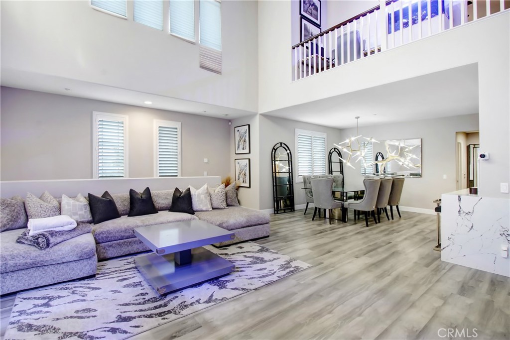 12422 Benton 1
