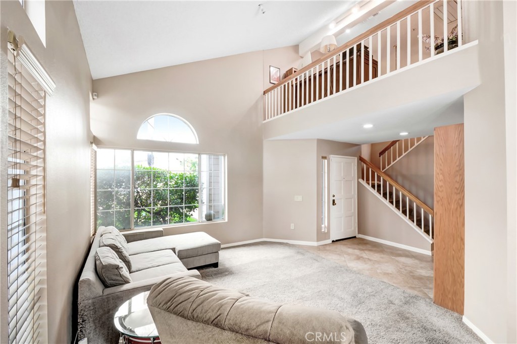 13745 San Gabriel Court