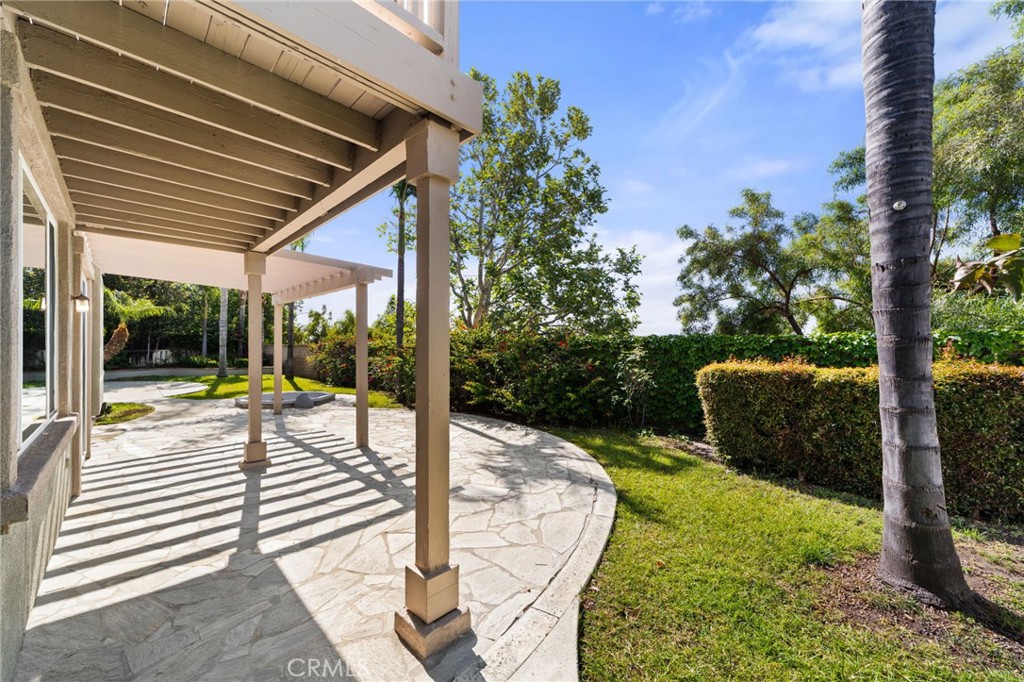 12265 Canyon Meadows