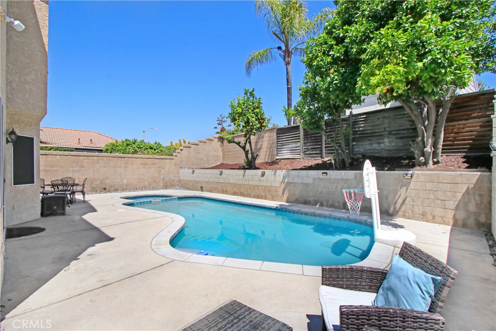 11070 Brentwood