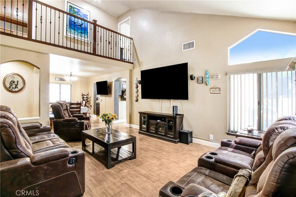 11070 Brentwood