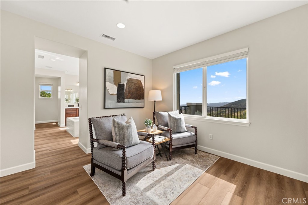 4568 Creekside