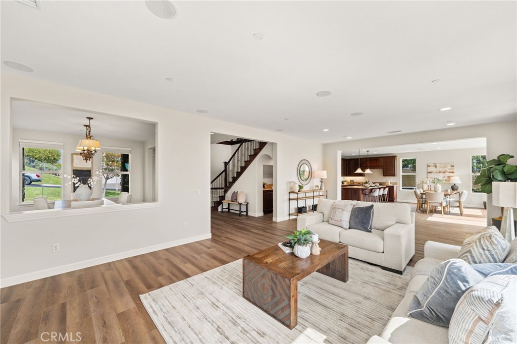 4568 Creekside