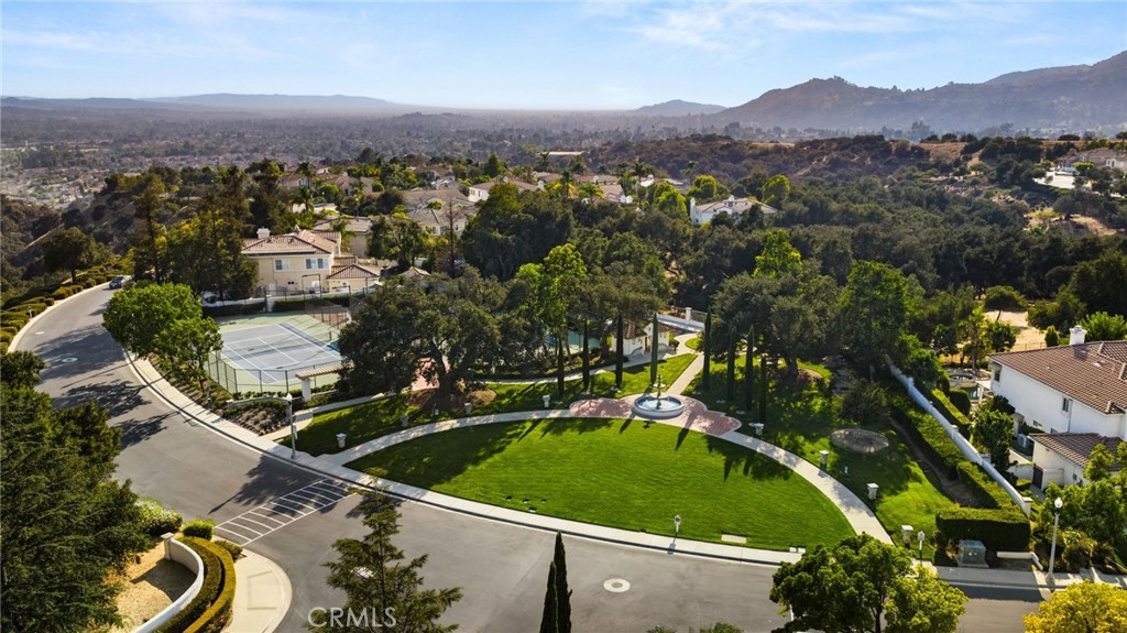 2368 Northview Circle