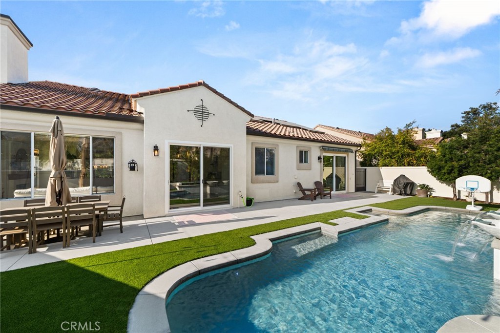 2368 Northview Circle