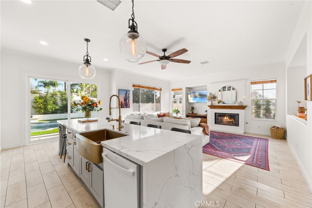 2368 Northview Circle