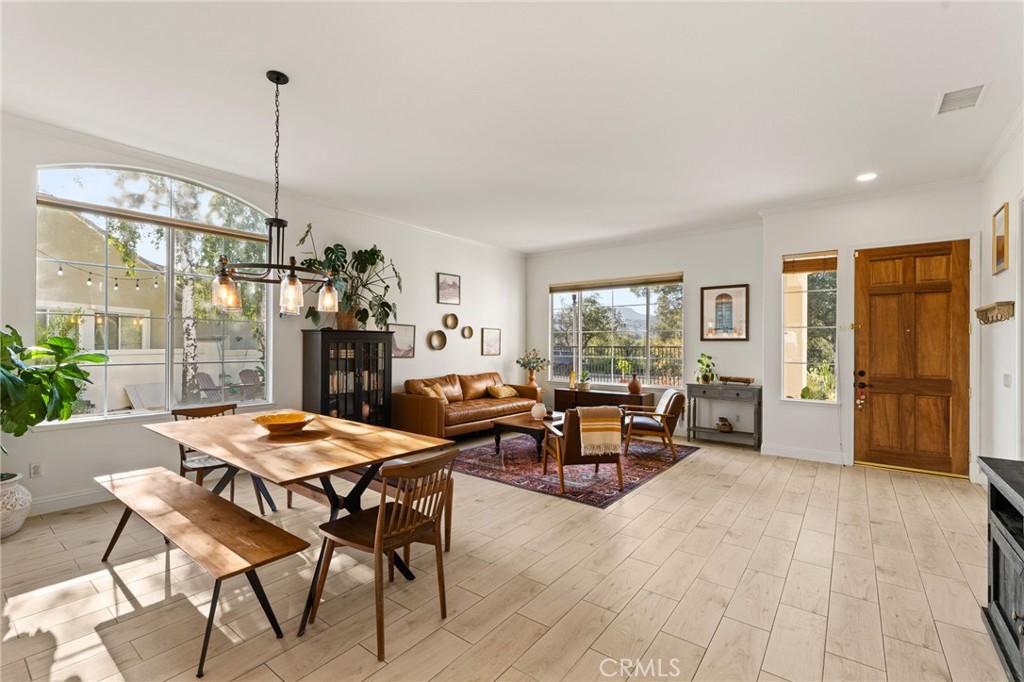 2368 Northview Circle