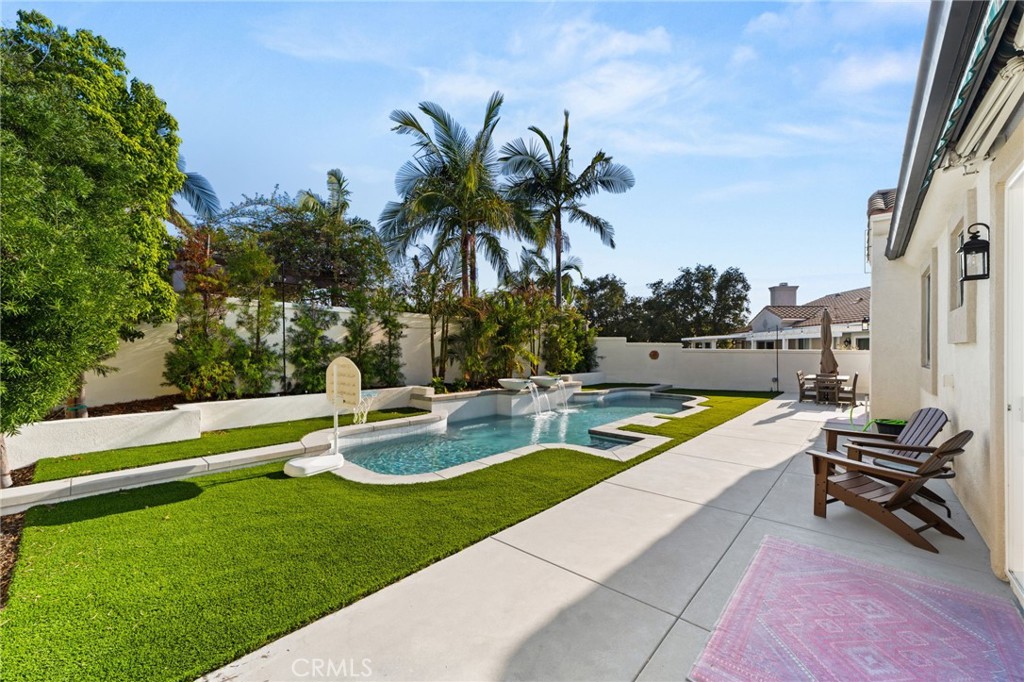 2368 Northview Circle