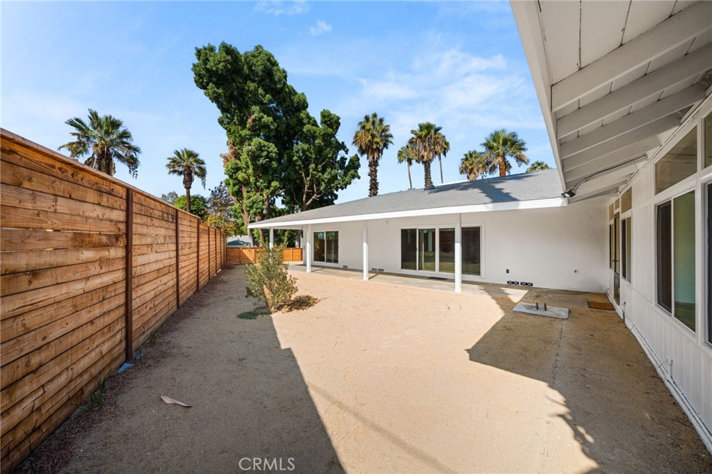 5995 Londonderry Drive
