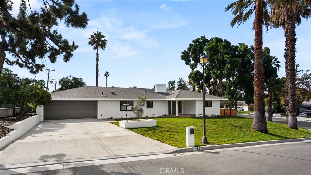 5995 Londonderry Drive