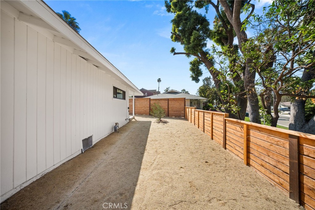 5995 Londonderry Drive