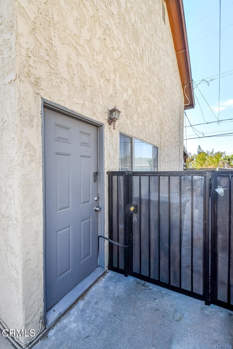 2225 Orange Grove Avenue