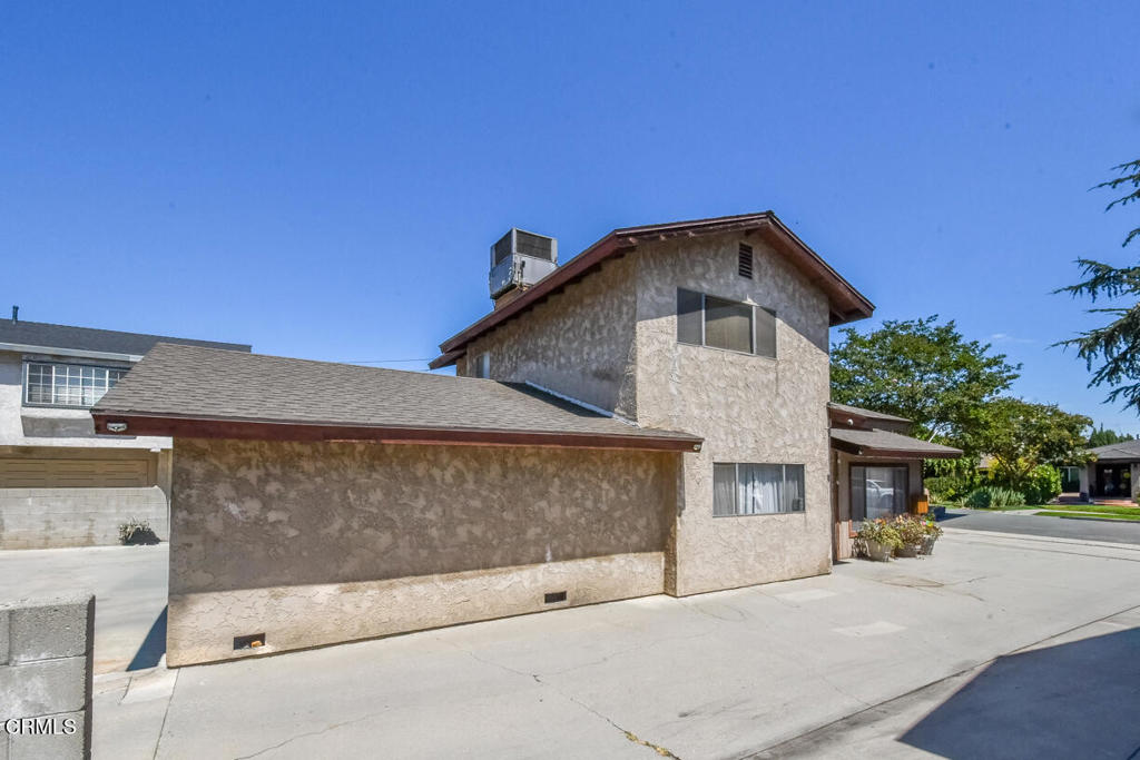 2225 Orange Grove Avenue