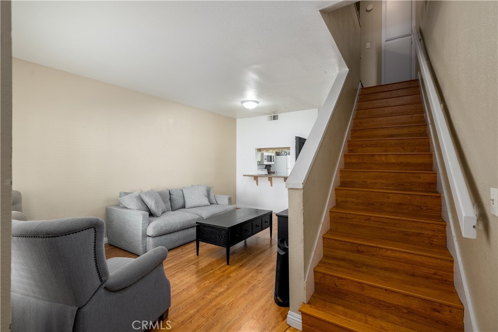 926 W Philadelphia Street R99