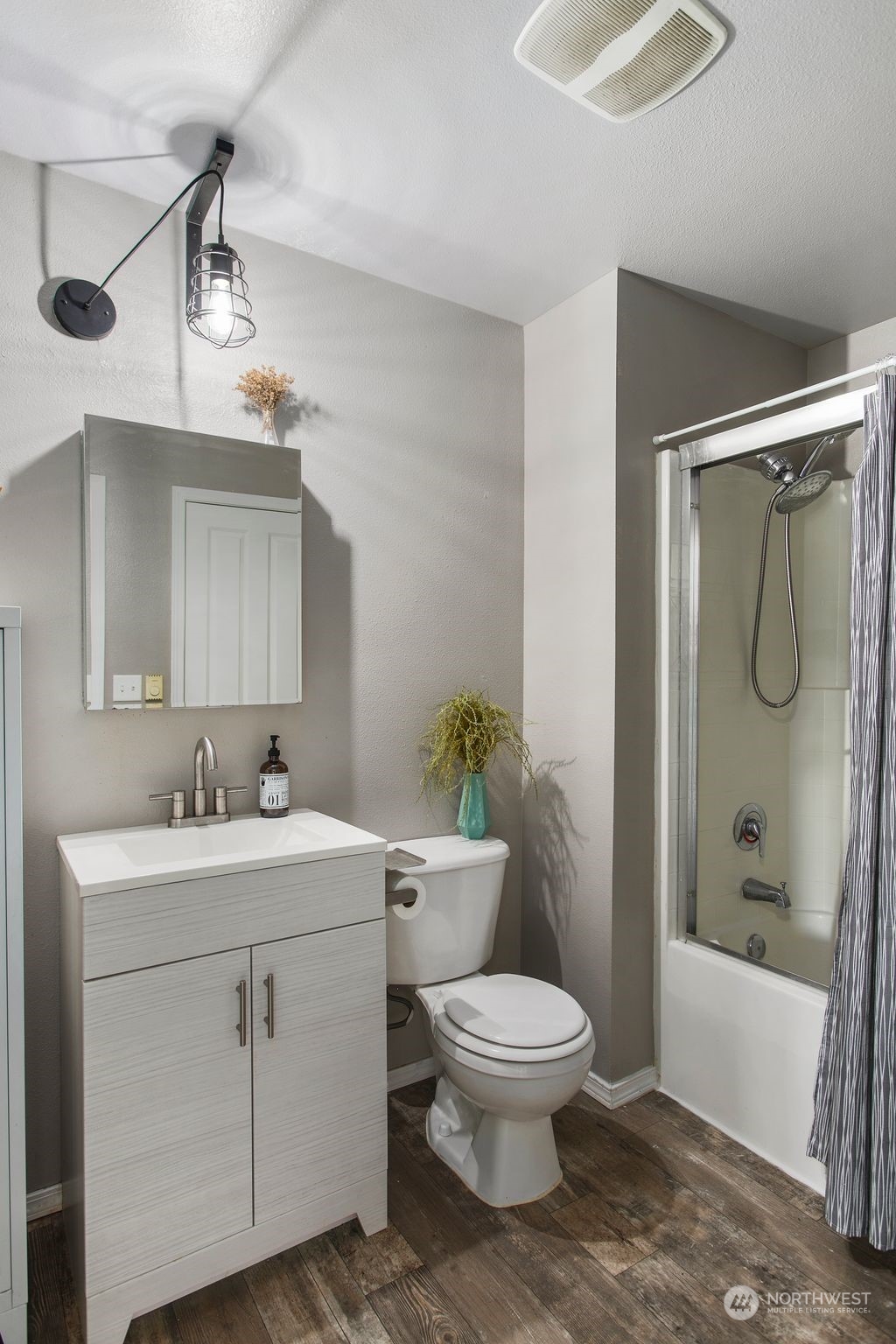 6201 Hazel Avenue SE Unit: D6