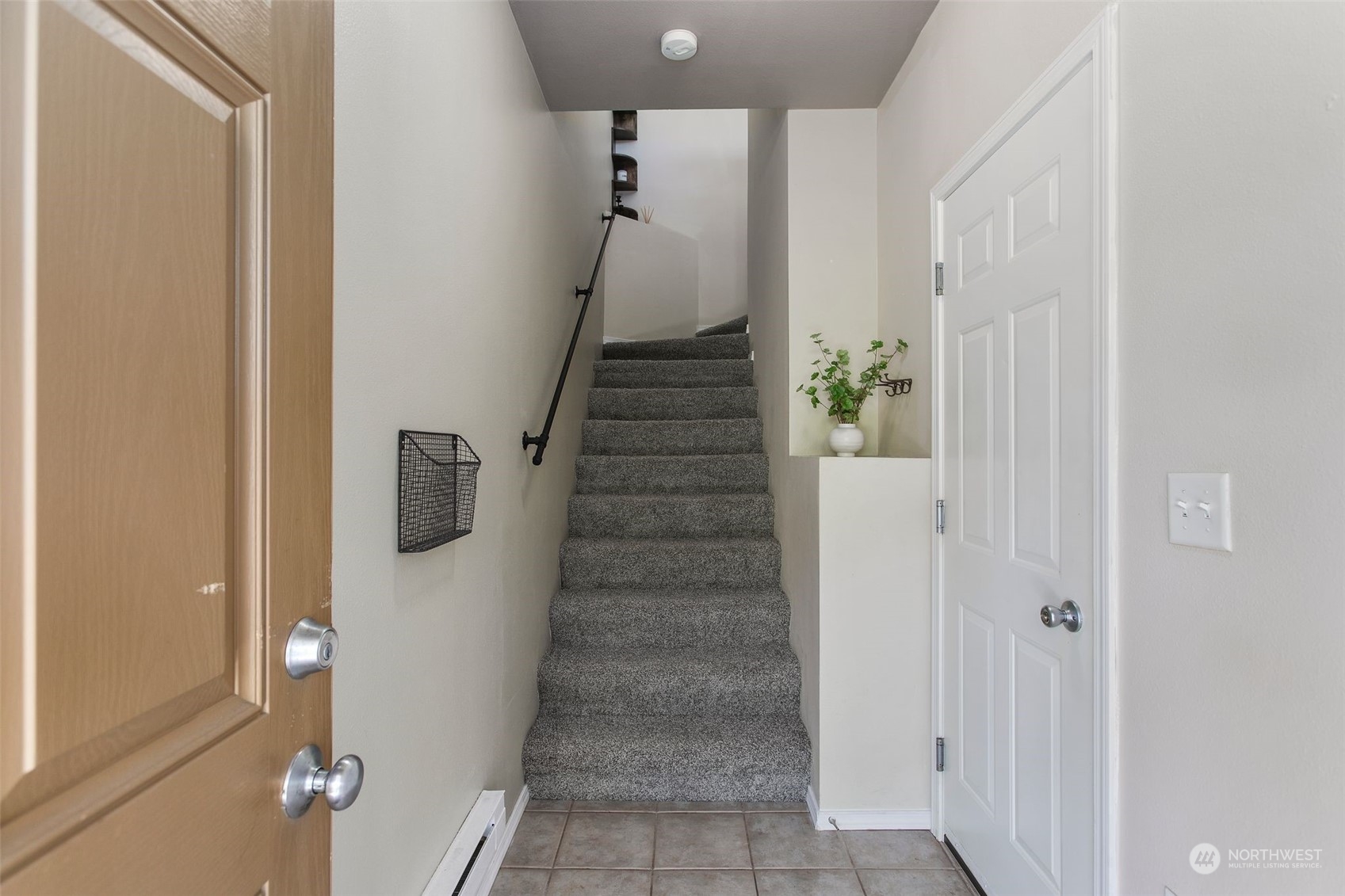 6201 Hazel Avenue SE Unit: D6