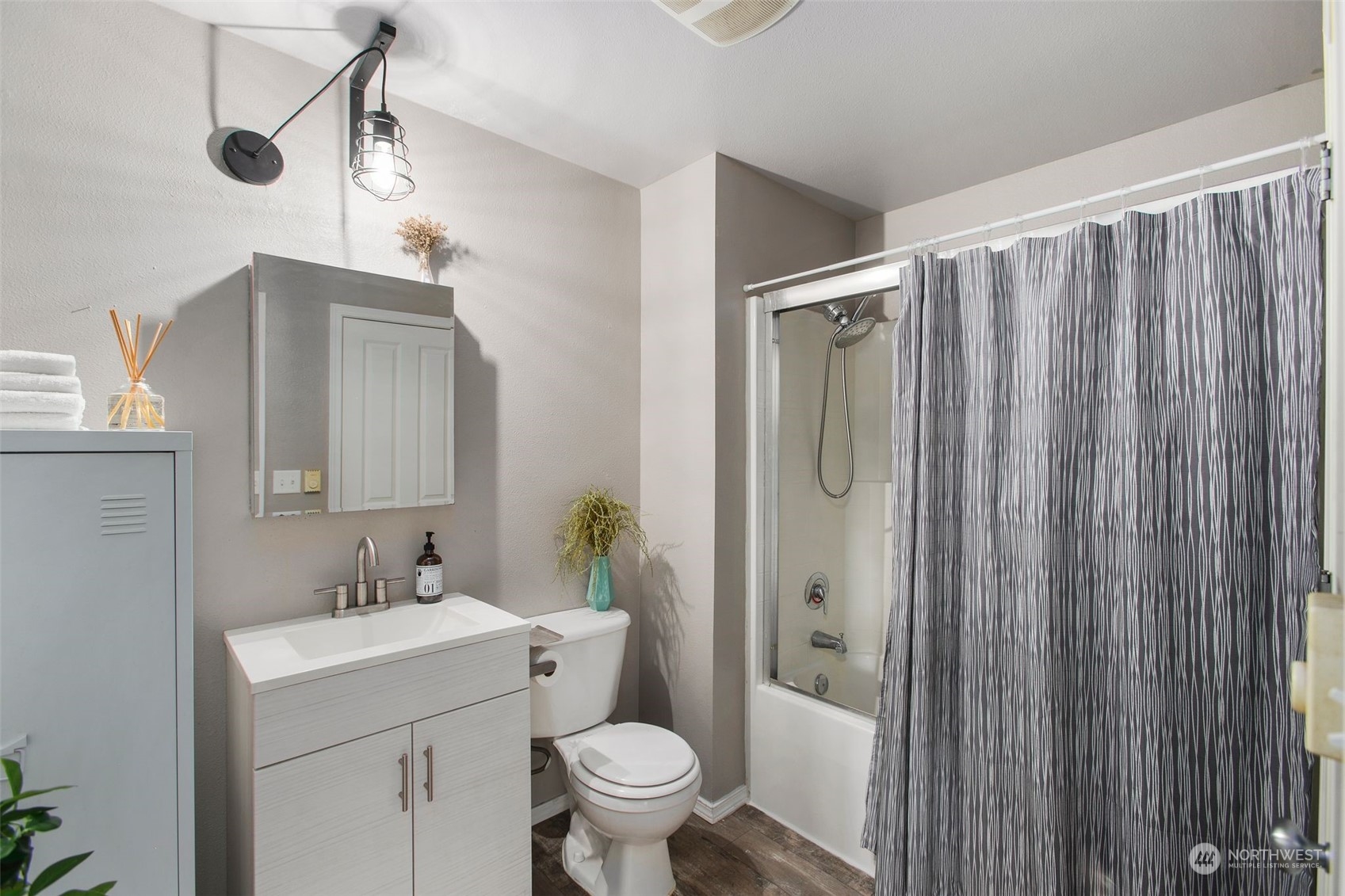 6201 Hazel Avenue SE Unit: D6