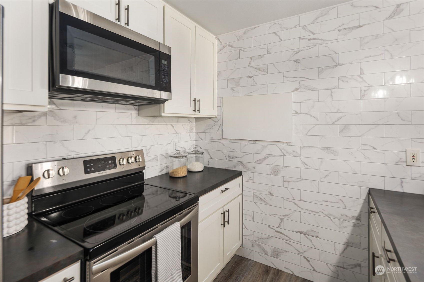 17431 Ambaum Boulevard S #D18