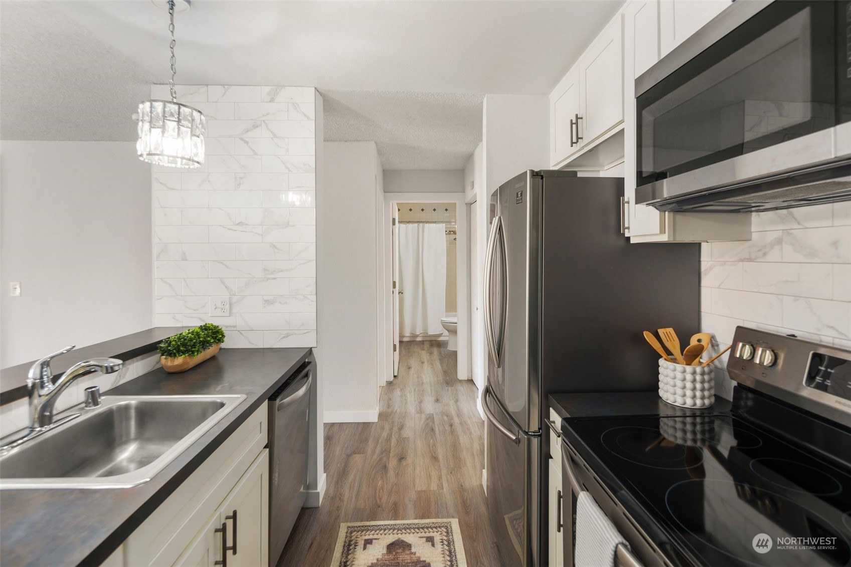 17431 Ambaum Boulevard S #D18