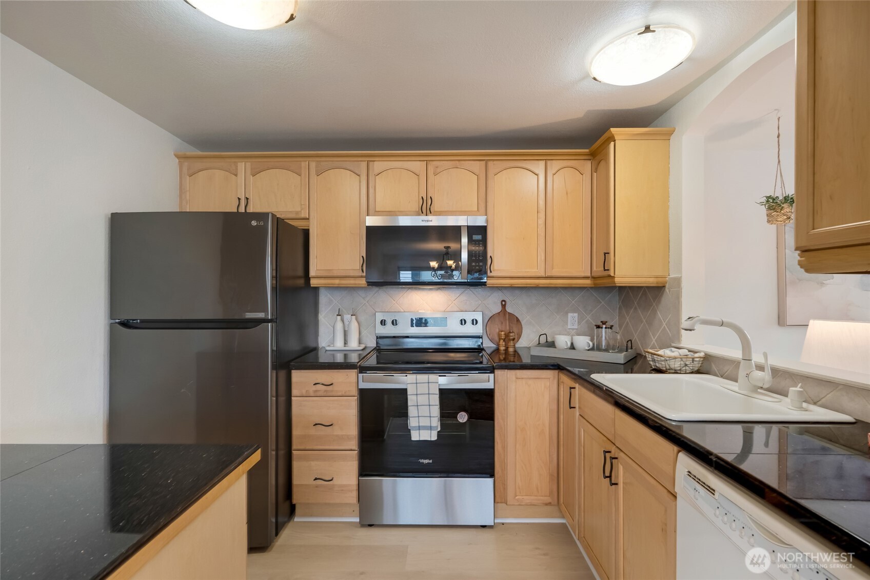 4128 NE 5th Street Unit: 4128