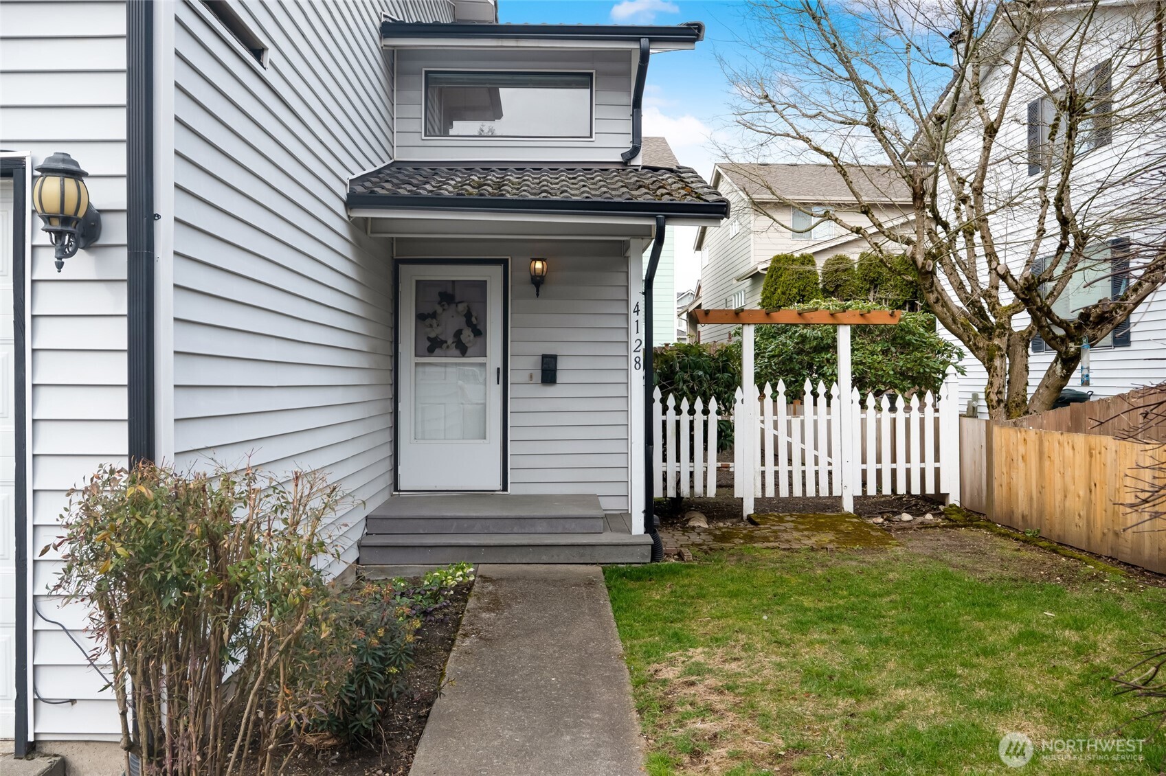 4128 NE 5th Street Unit: 4128