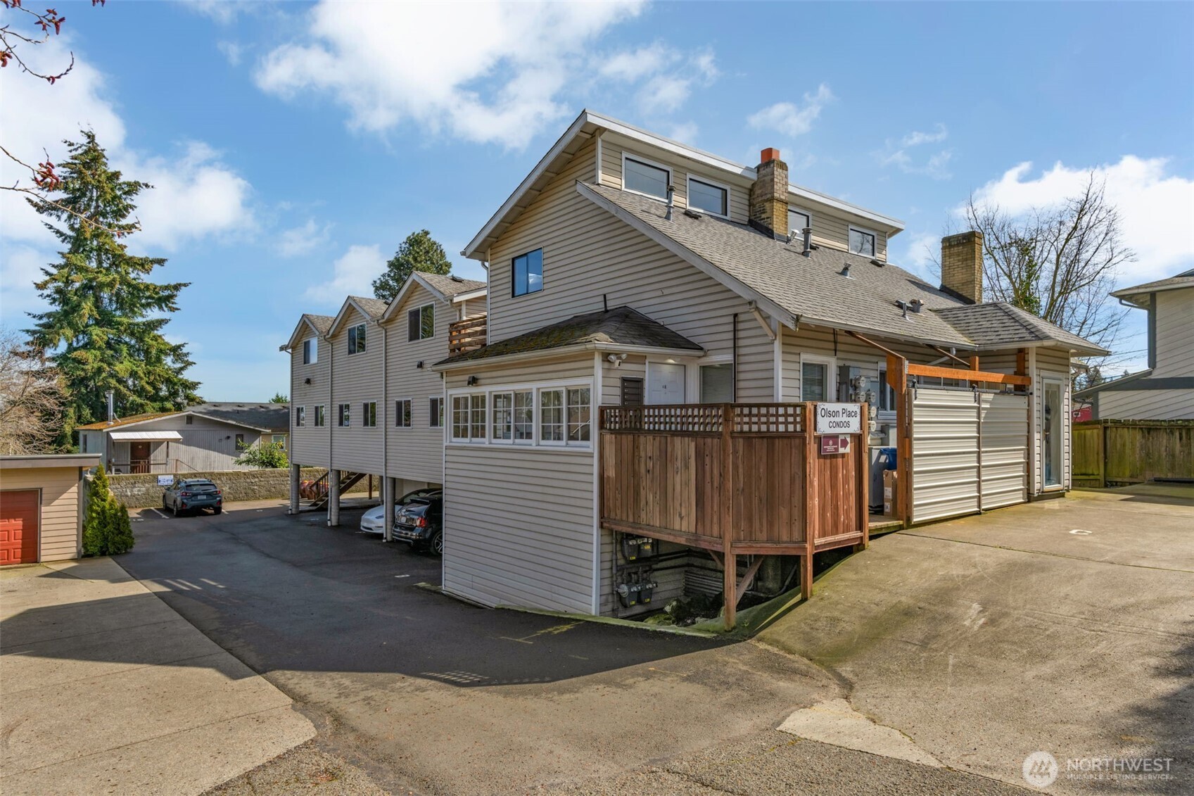 9480 Olson Place SW Unit: E