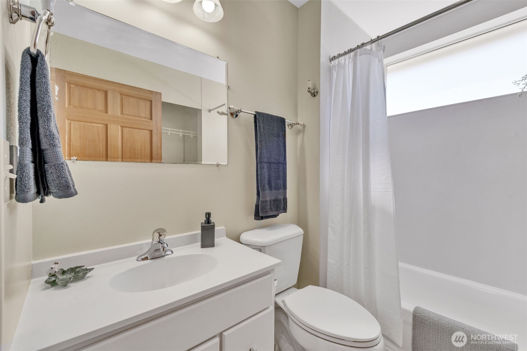 9480 Olson Place SW Unit: E