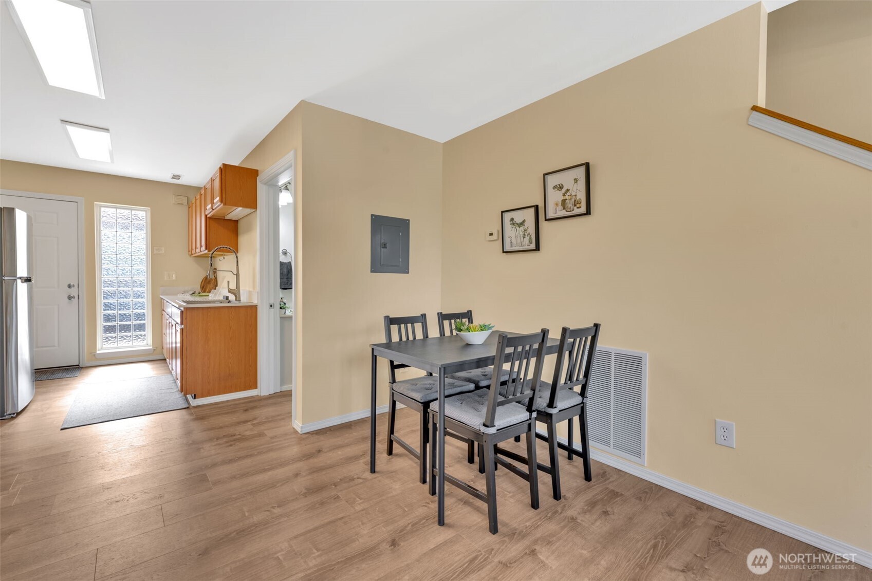 9480 Olson Place SW Unit: E