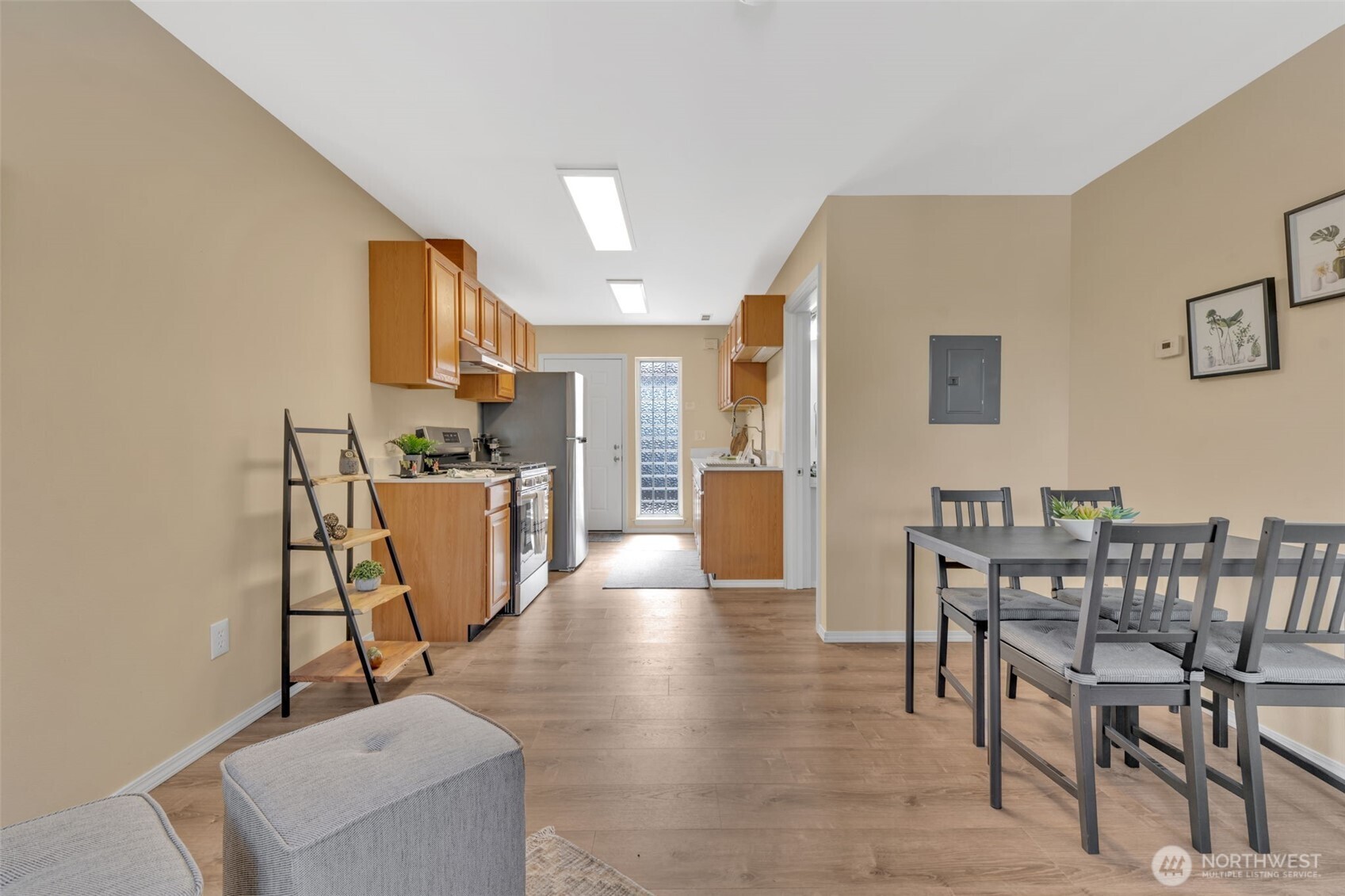 9480 Olson Place SW Unit: E