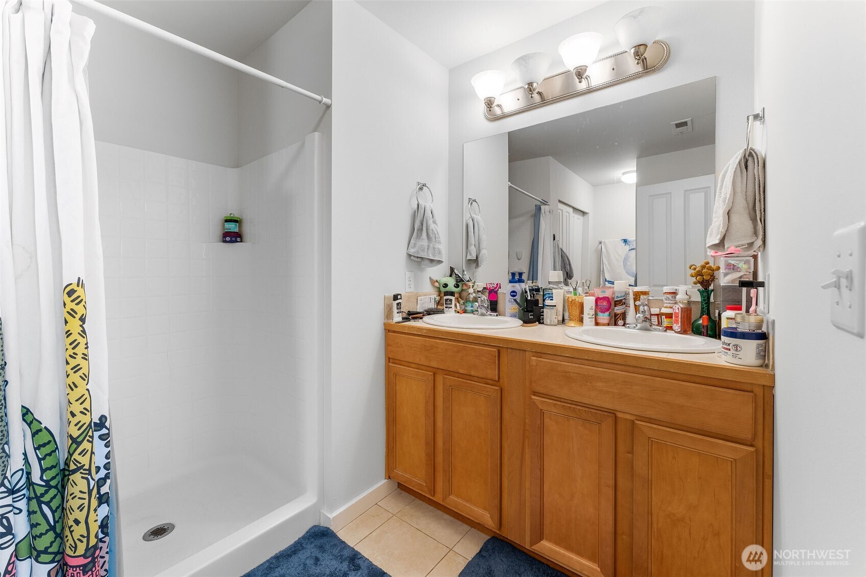 20835 20837 60th Street E