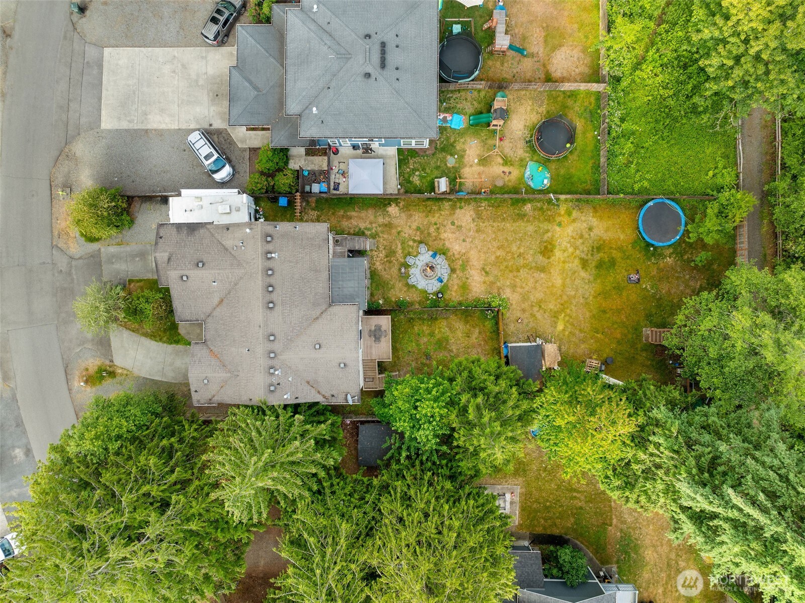 20835 20837 60th Street E