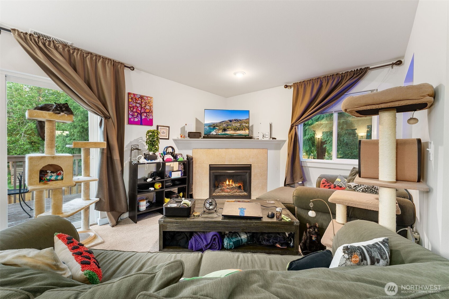 20835 20837 60th Street E