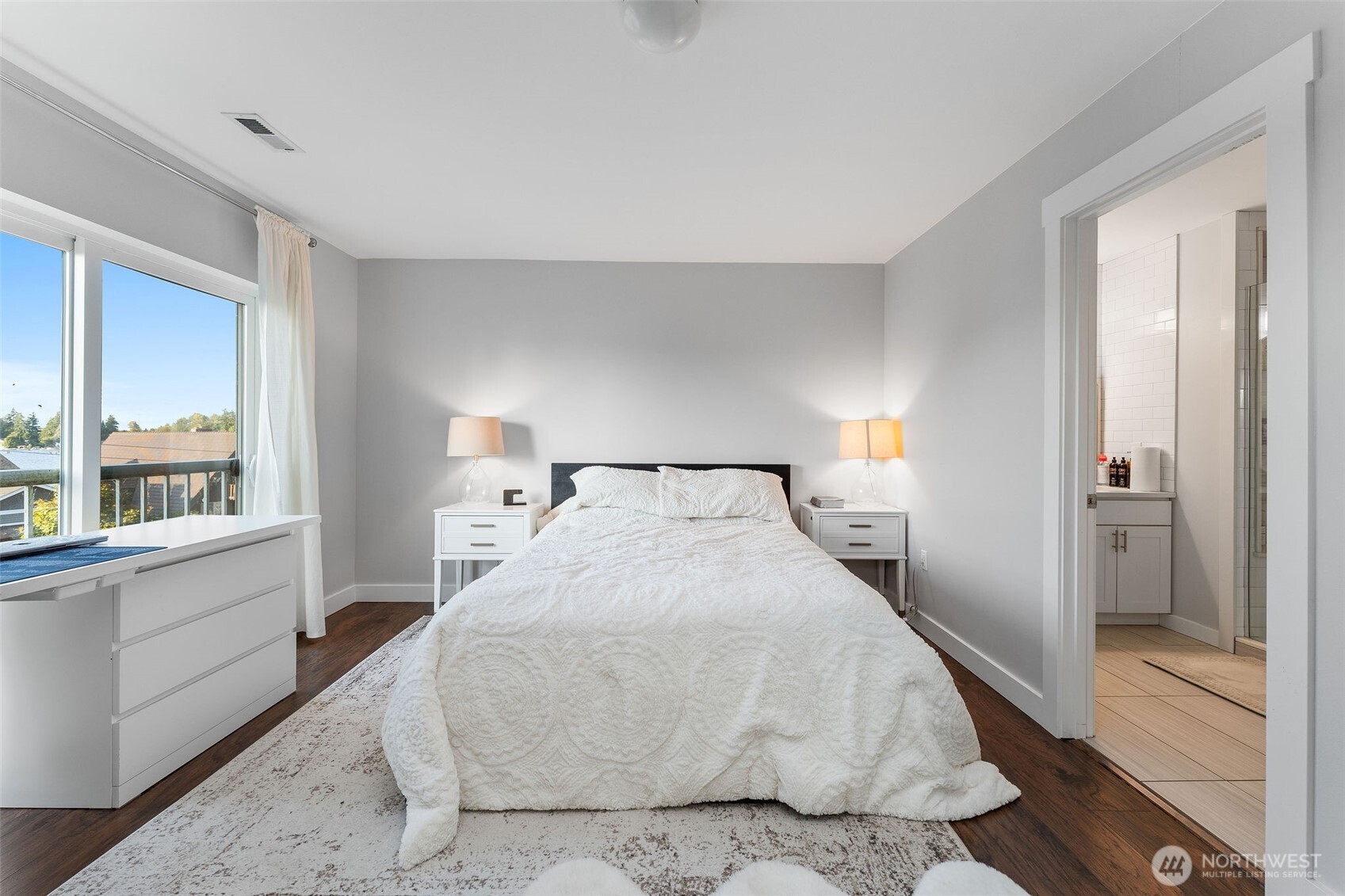 20835 20837 60th Street E