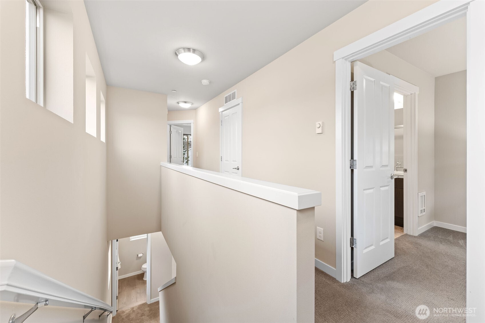 303 Anacortes Place NE