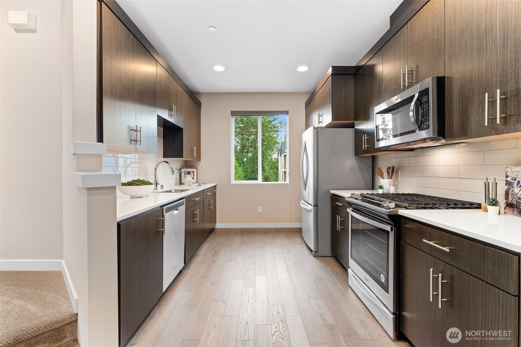 303 Anacortes Place NE