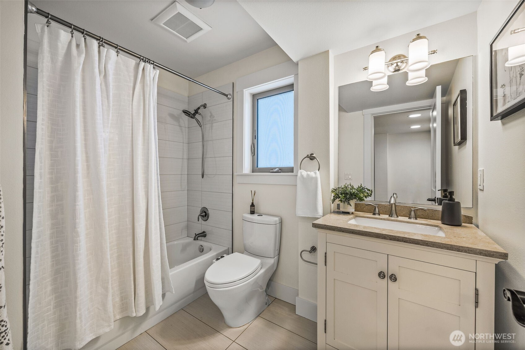 14105 143rd Avenue SE