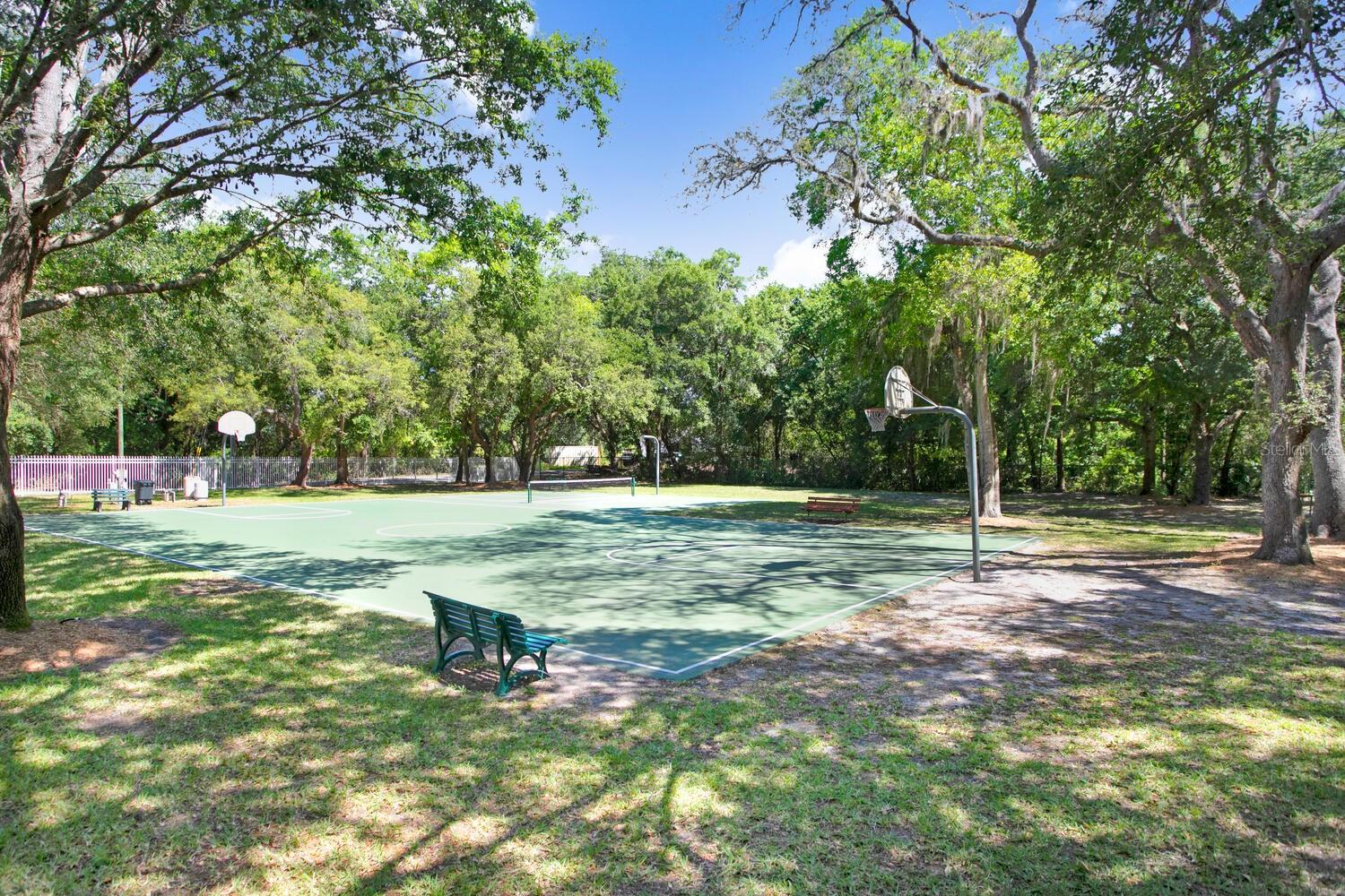5753 WYNSTONE LN