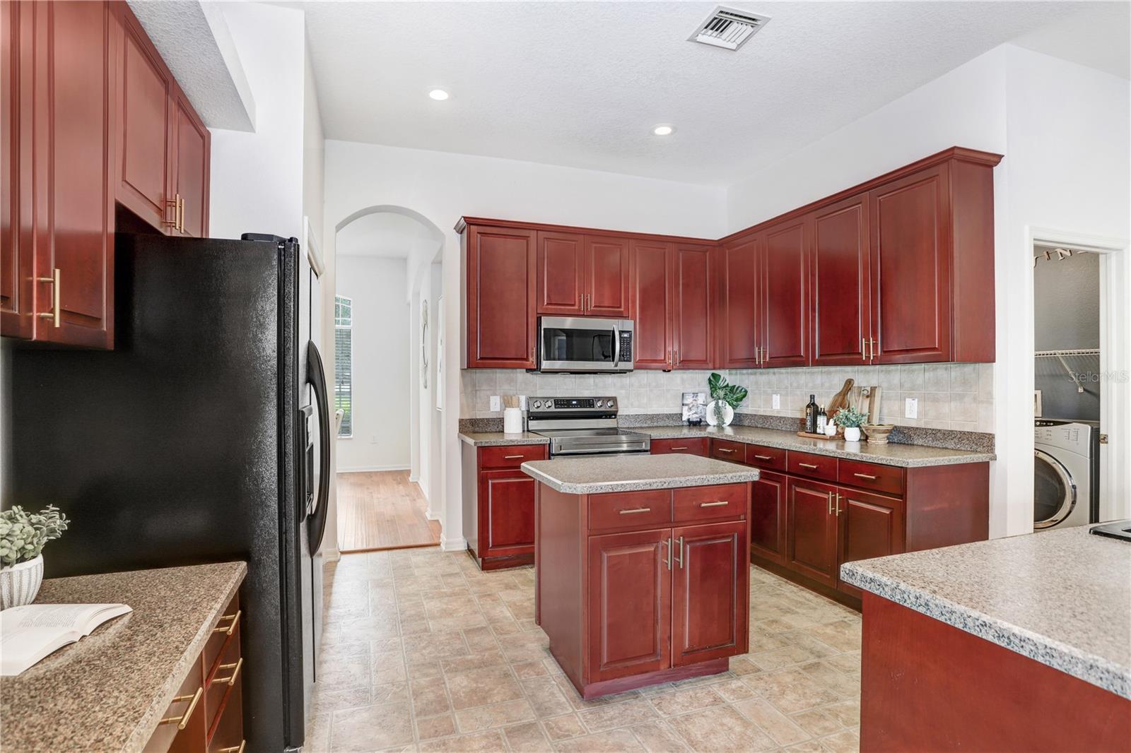 5753 WYNSTONE LN