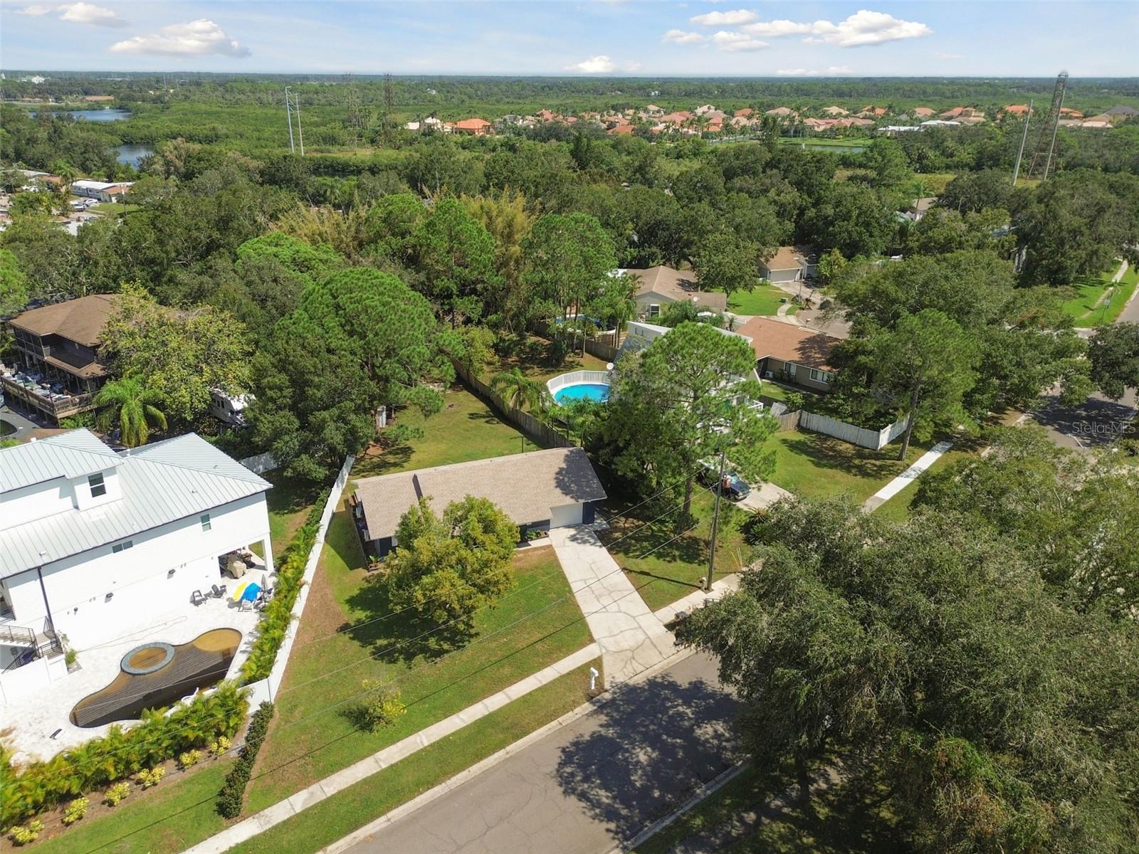 100 KILSYTHE ST