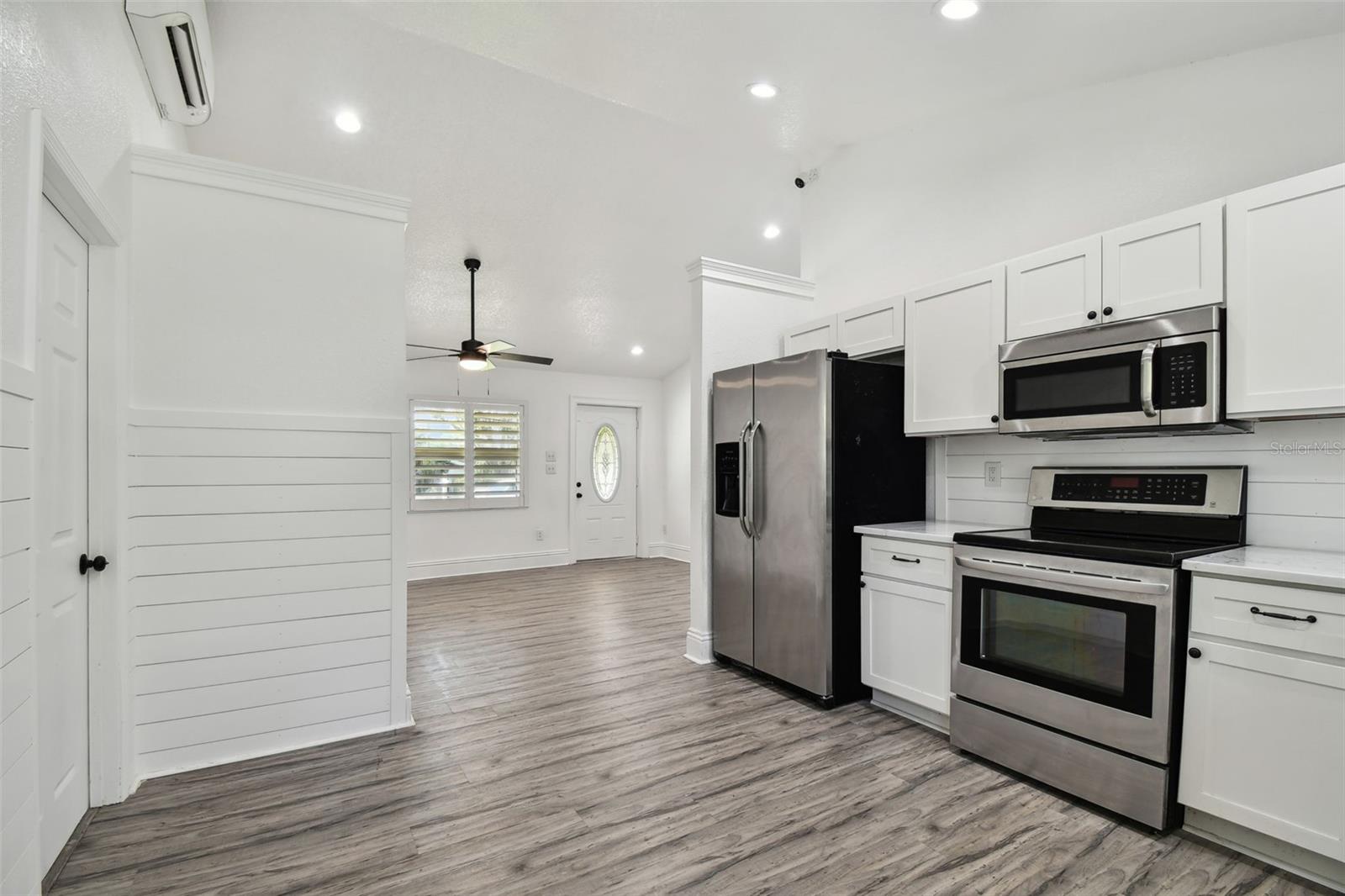 100 KILSYTHE ST