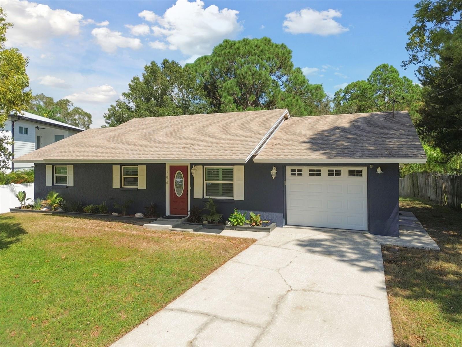 100 KILSYTHE ST