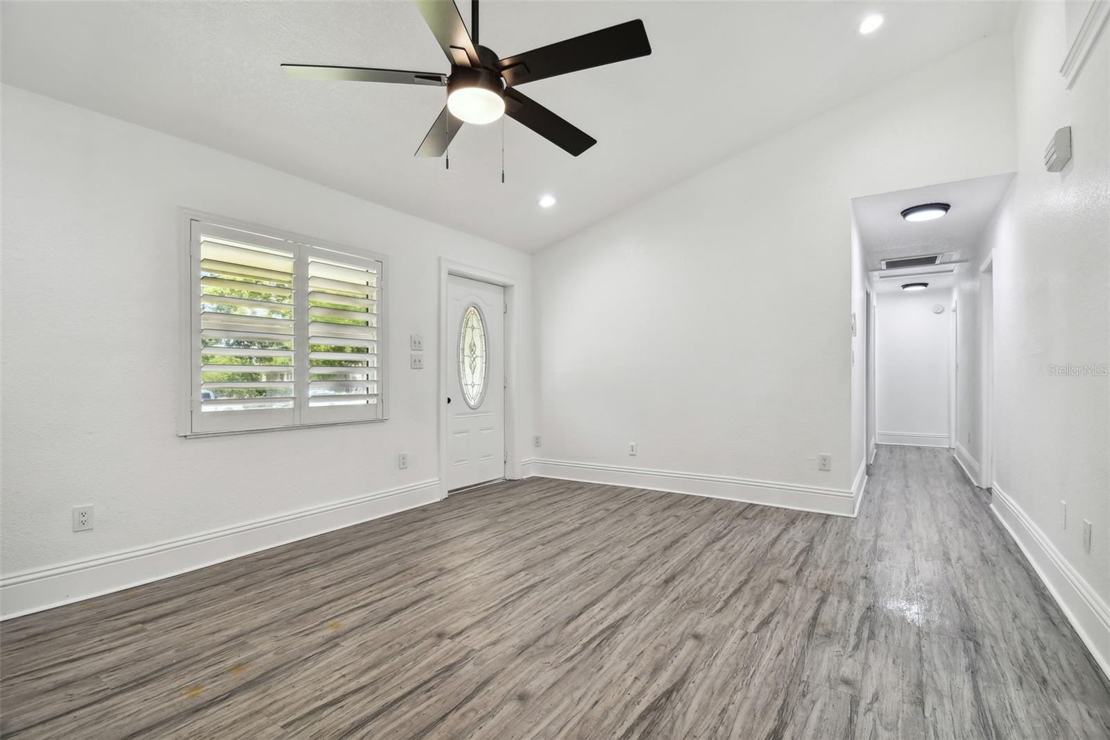 100 KILSYTHE ST