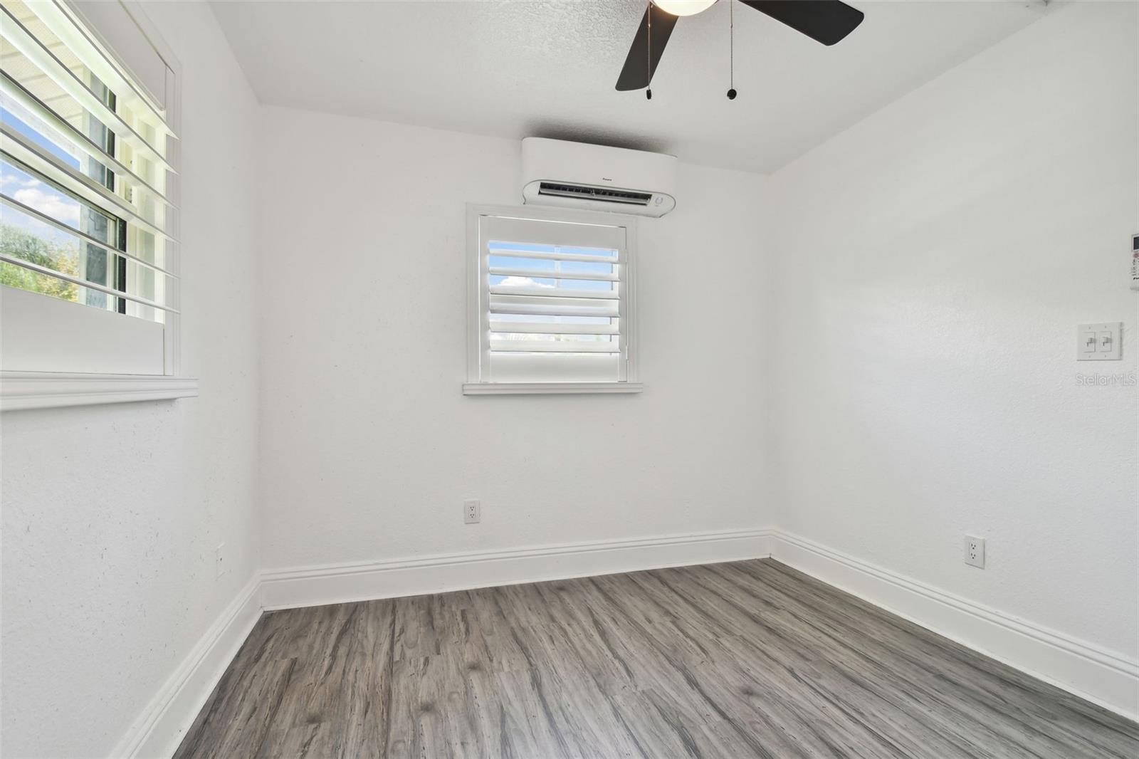 100 KILSYTHE ST