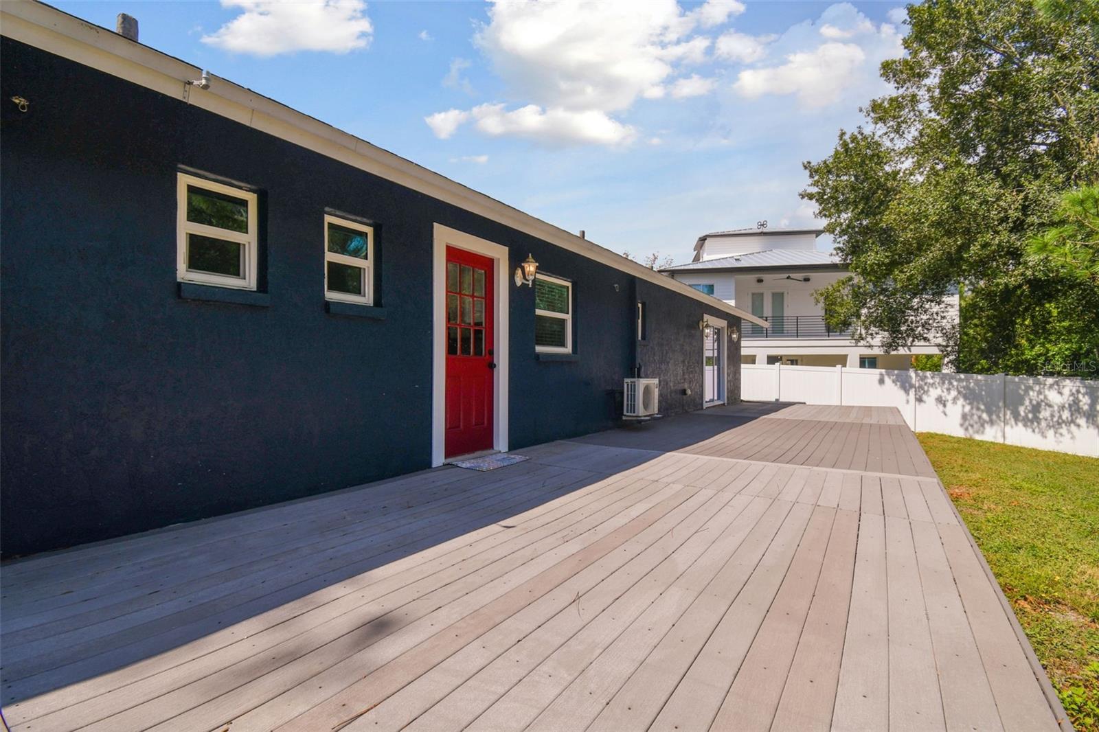 100 KILSYTHE ST