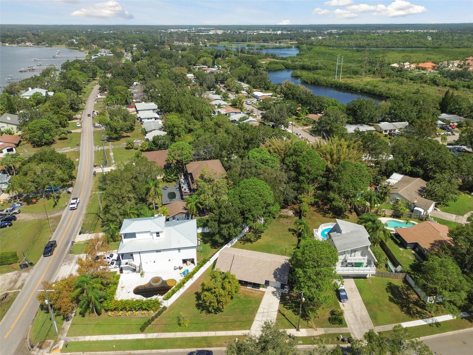 100 KILSYTHE ST