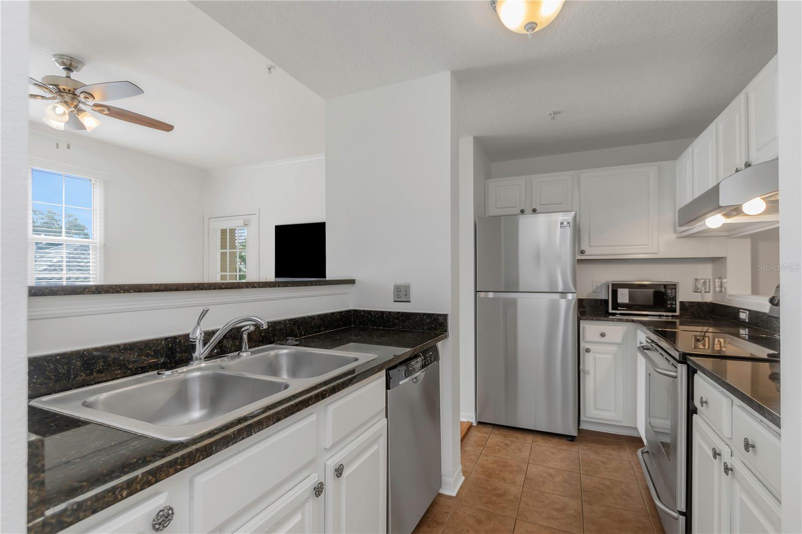 501 KNIGHTS RUN AVE #1209