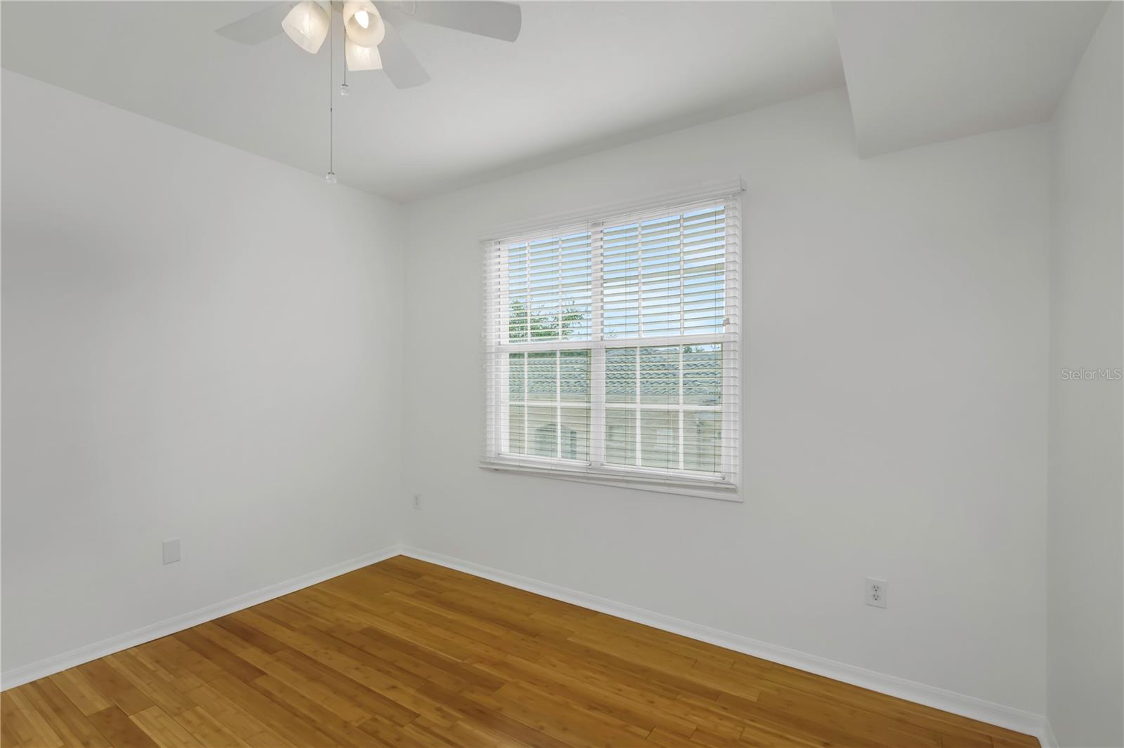 501 KNIGHTS RUN AVE #1209