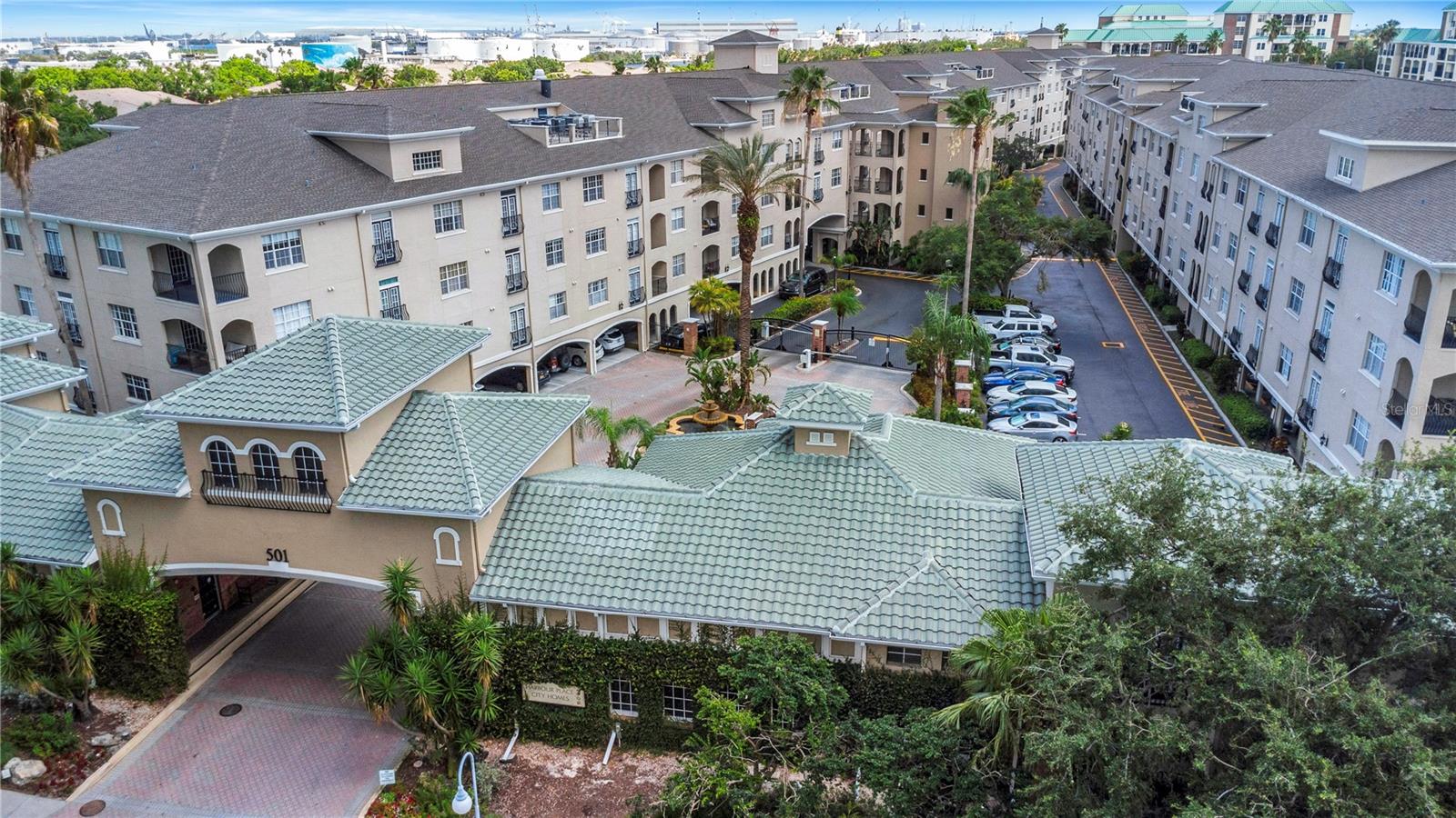 501 KNIGHTS RUN AVE #1209