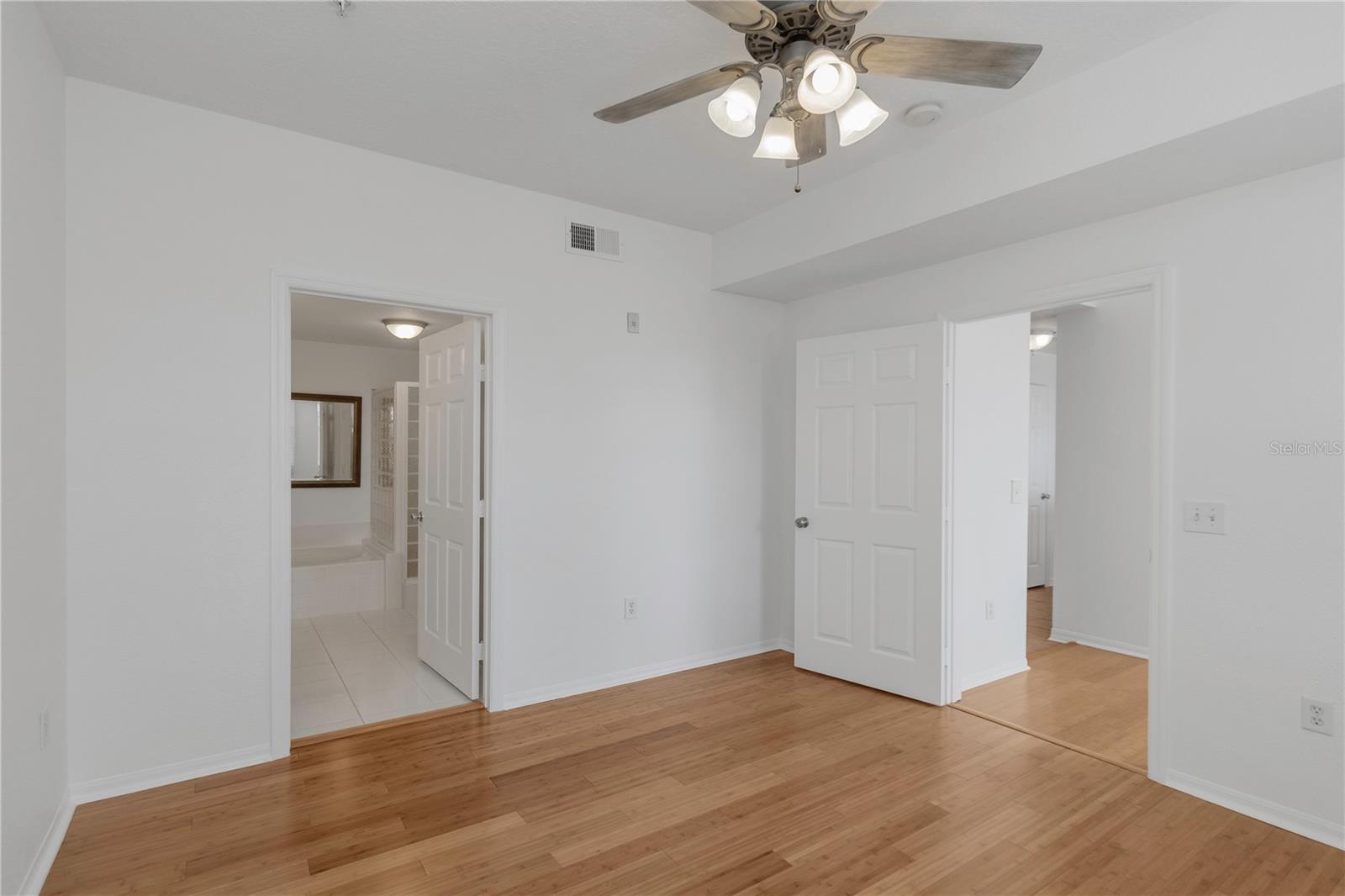 501 KNIGHTS RUN AVE #1209